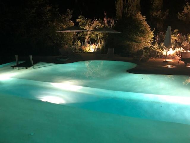 Bed and Breakfast La Bastide Des Grands Chenes Lambesc Exteriér fotografie